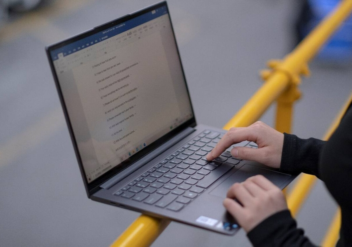 减轻出行负担，YOGA 14s酷睿版能实现-JinMo之家