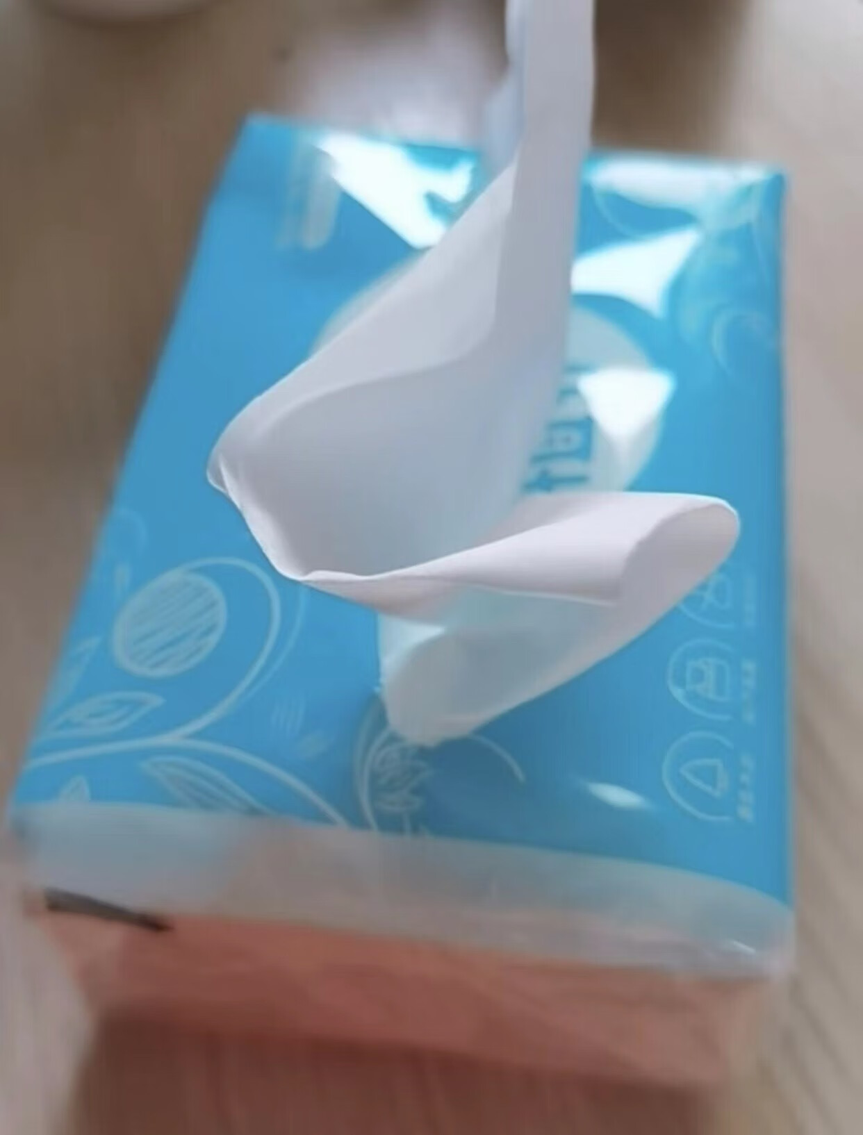 植护抽纸,天然不漂白,用着舒心的第2张示图 植护抽纸,天然不漂白,用着舒心的第2张示图