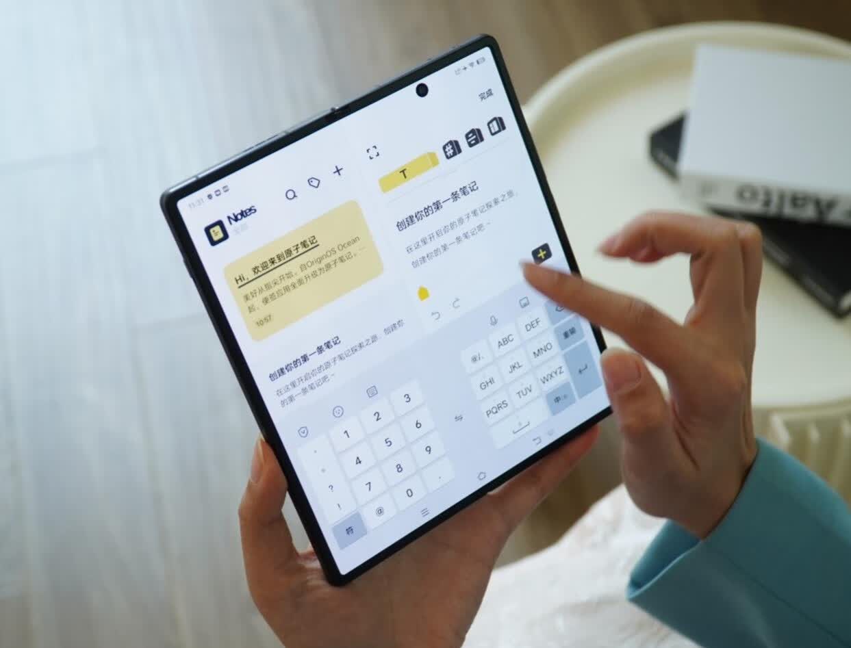 手机屏小观看不给力？不如来试试vivo X Fold吧-JinMo之家