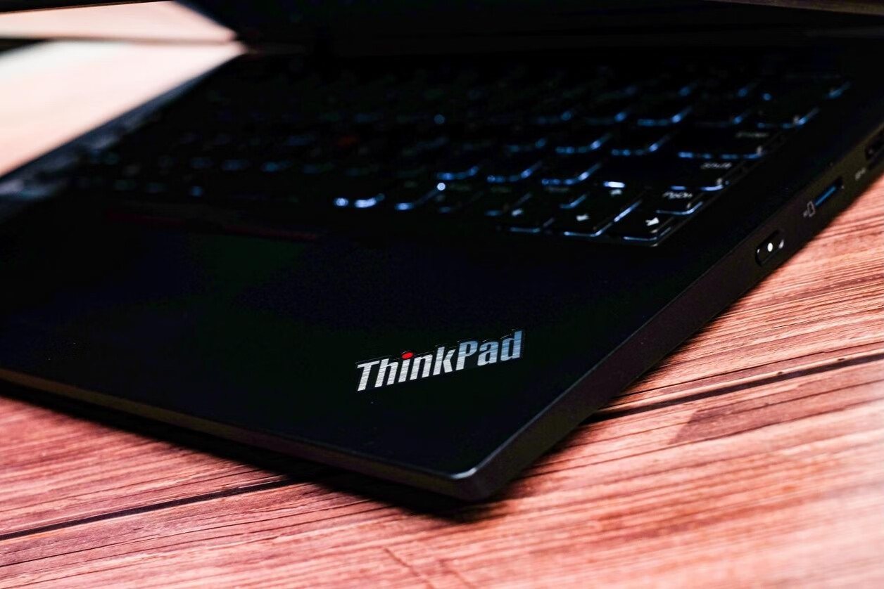 ThinkPad S2轻薄本：拥有这款商务本，让你笑傲职场晋升之路的第9张示图