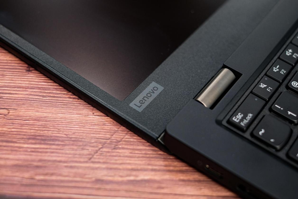 ThinkPad S2笔记本实测：颜值、轻薄、性能、散热，它才是你的职场归宿的第7张示图