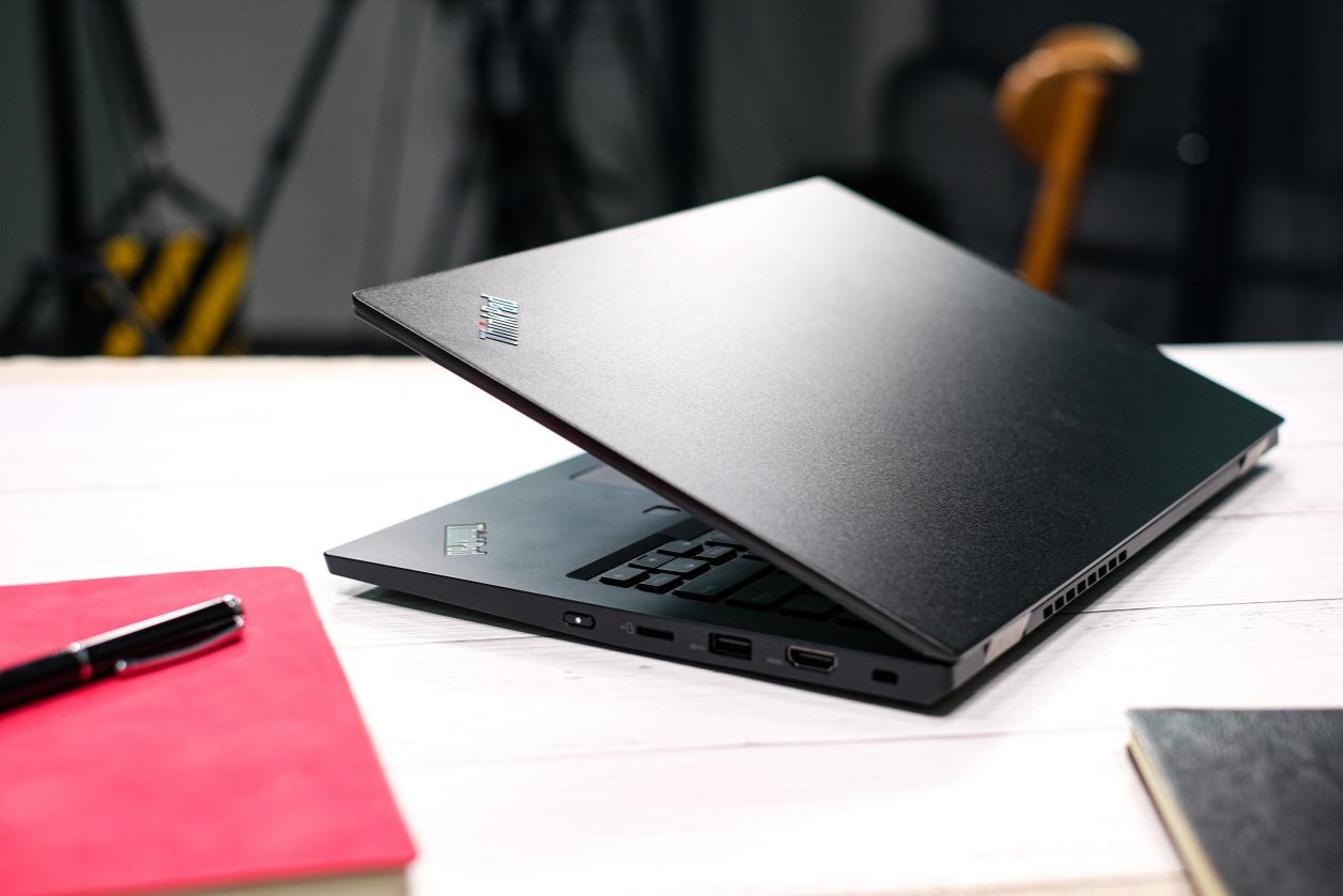 职场办公选择联想ThinkPad S2笔记本怎么样？的第1张示图
