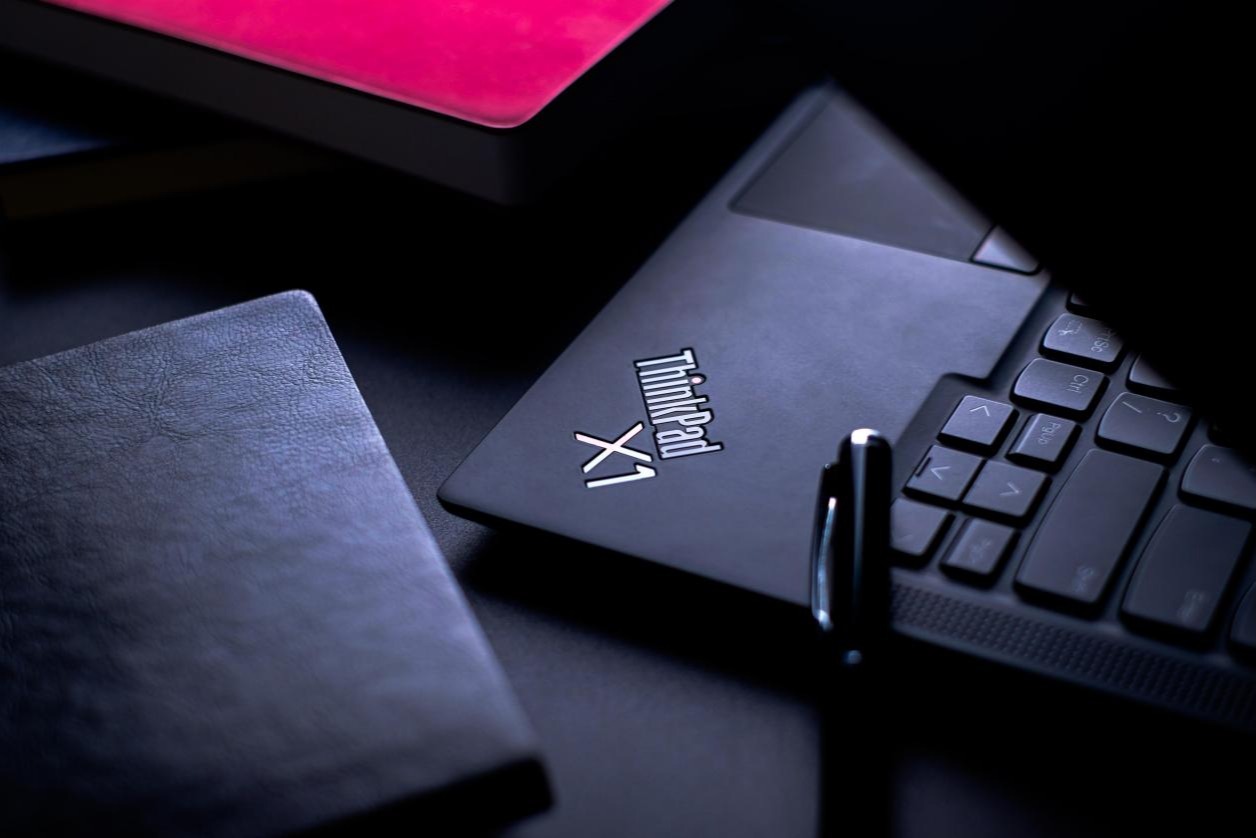 ThinkPad X1 Carbon笔记本怎么样？让它为你开启职场中轻奢之旅的大门的第9张示图