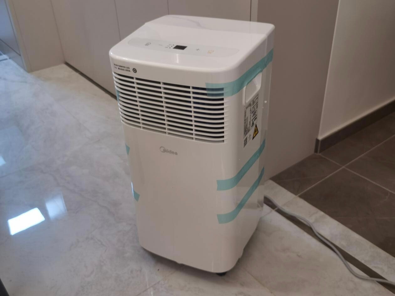 有了美的移动空调，梅雨季节也不怕-JinMo之家