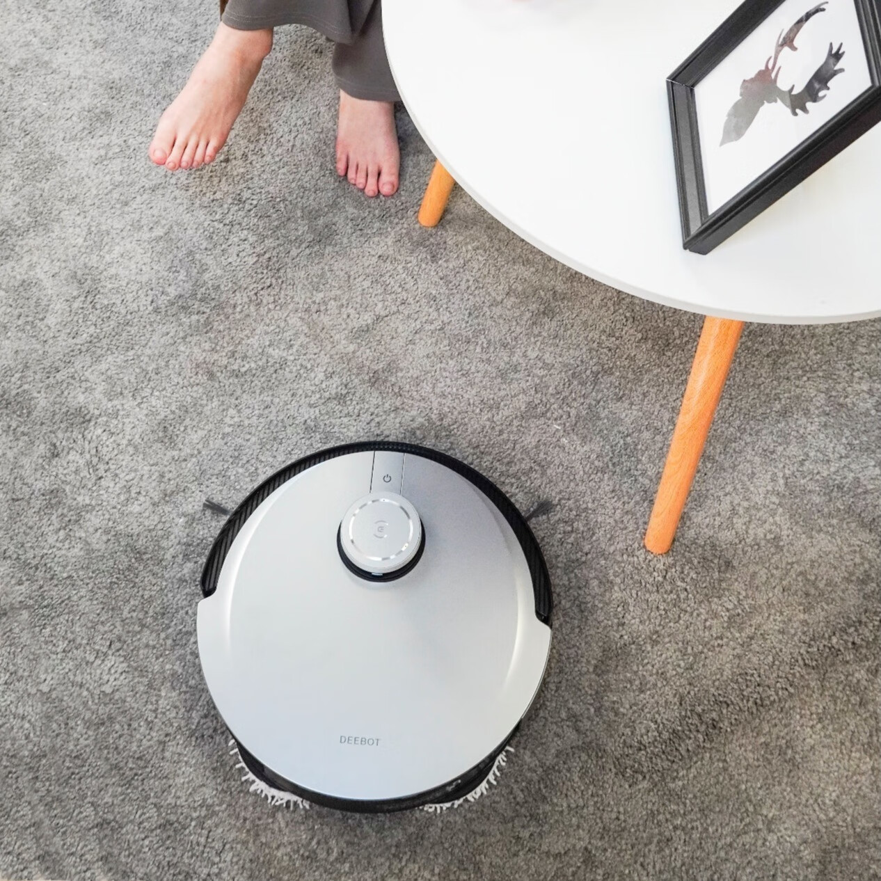 OMNI扫地机器人，全自动拖扫清洗，让家更有生活气息的第4张示图