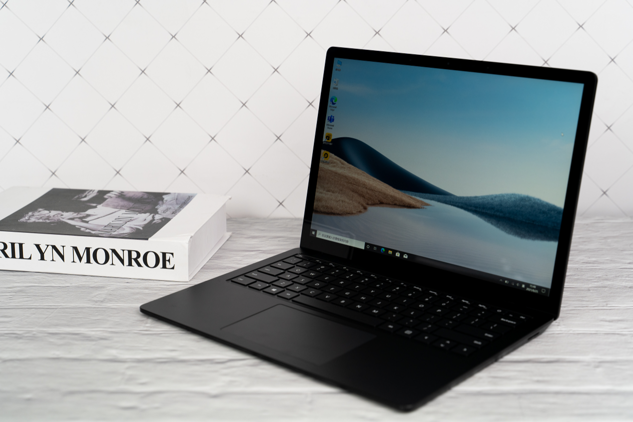 轻薄与性能两手抓的微软Surface Laptop 4商用版轻薄笔记本怎么样？的第2张示图