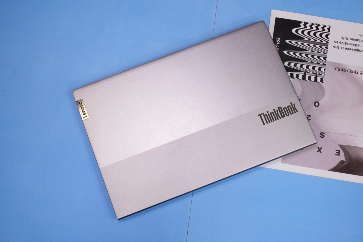 评测“有颜又有料”的联想ThinkBook 15笔记本怎么样？的第2张示图