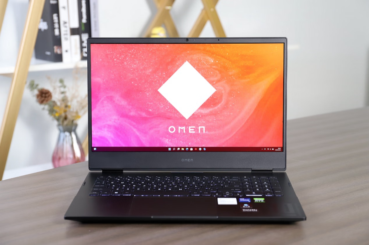 OMEN暗影精灵8 Pro游戏本值得买吗？评测：奢华配置彰显满血实力