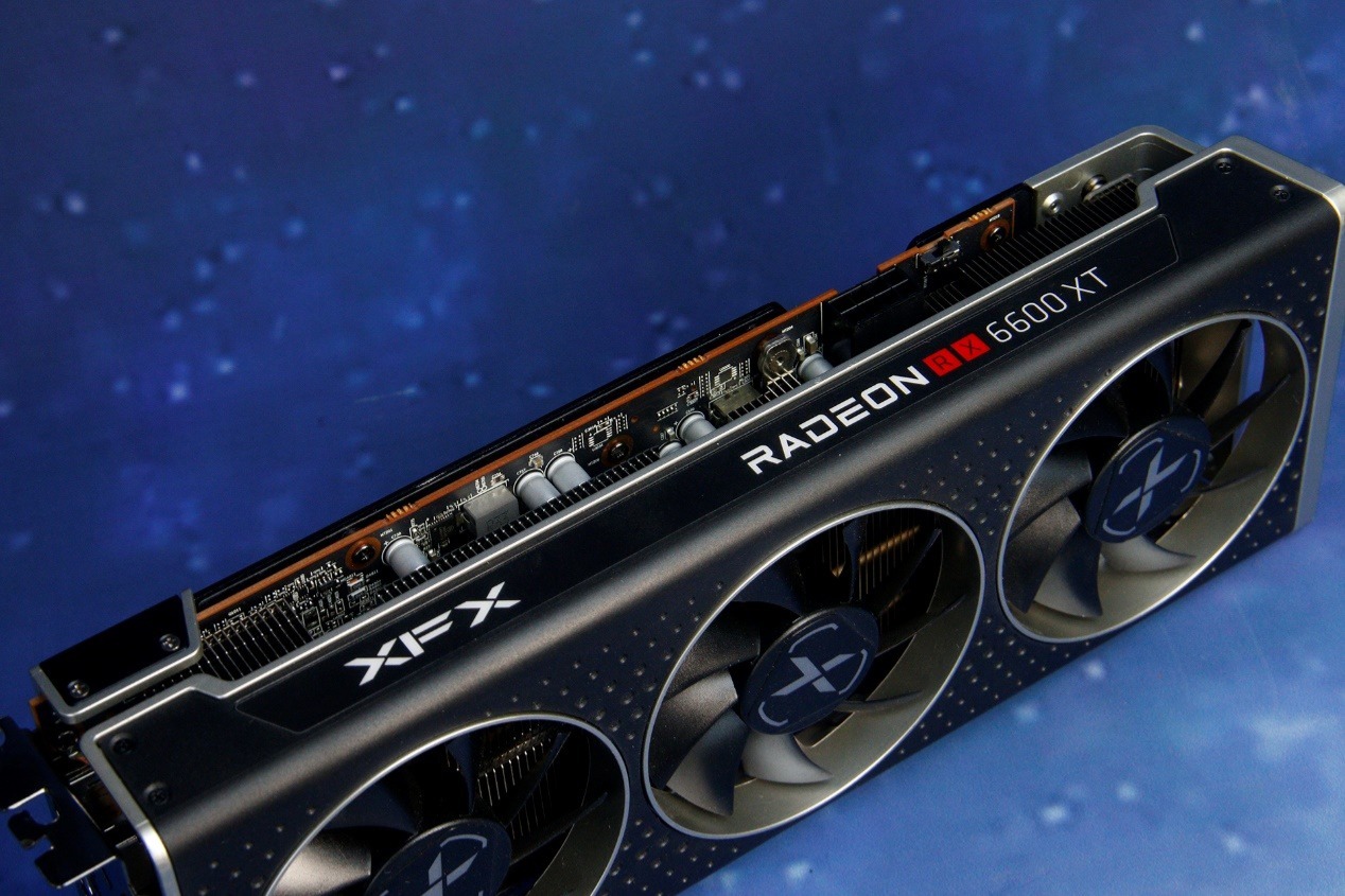 讯景RX 6600XT海外版OC+AMD 5600X+华擎B550太极3A平台套装游玩《幽灵线：东京》~的第8张示图