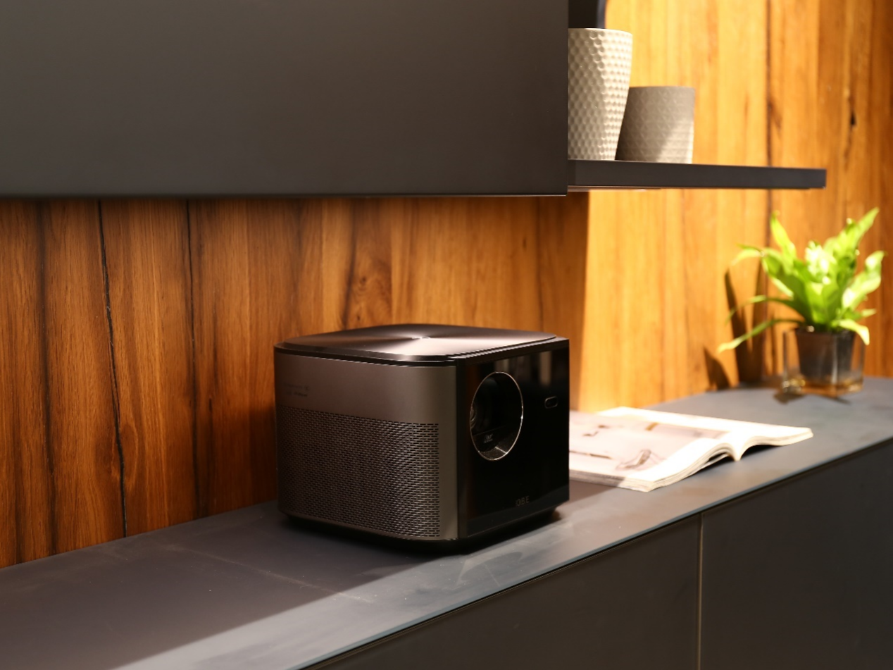 大眼橙X11家用高端智能投影仪界的性价比推荐-JinMo之家