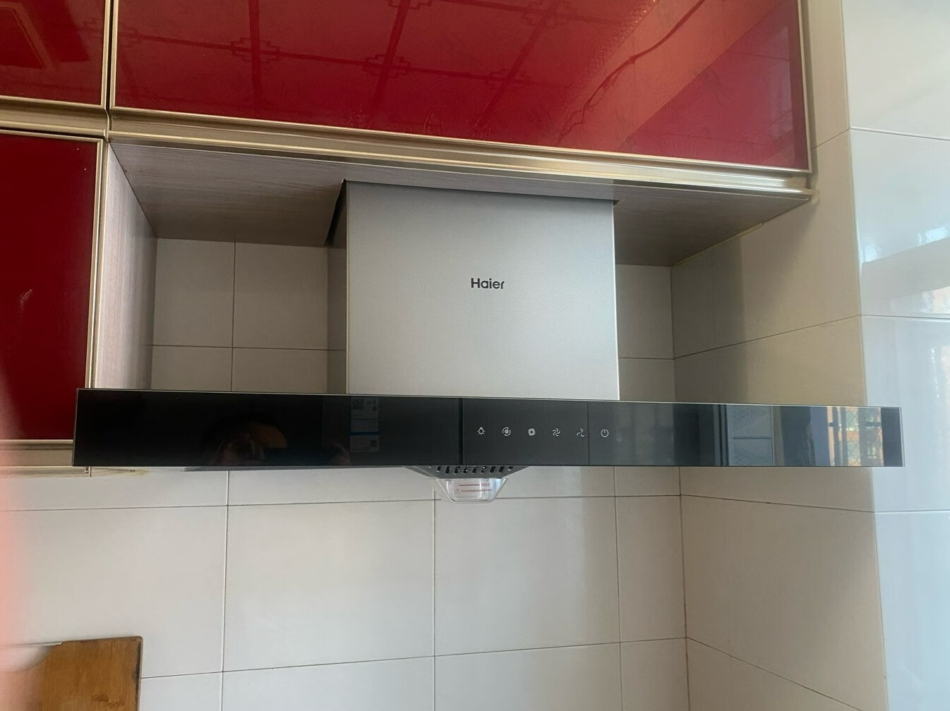 抽油烟机不用我们亲自清理？海尔全自动抽油烟机带你开开眼-JinMo之家