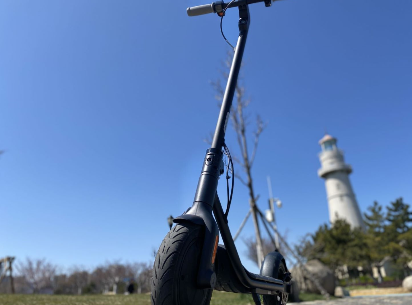 九号动滑板车F30测评：串亲戚神器，长效续航更好用的第3张示图