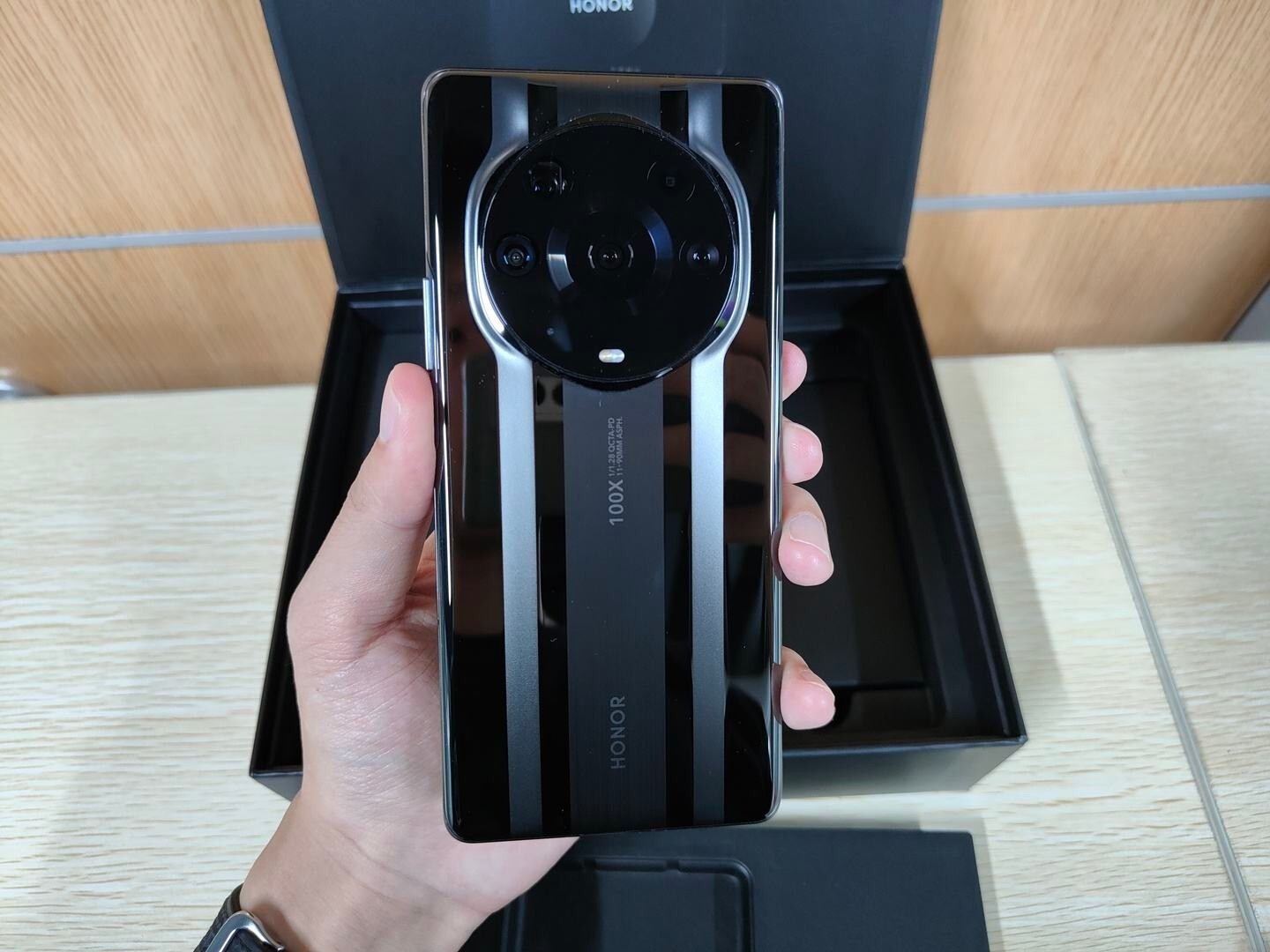 荣耀magic3至臻版手机怎么样?荣耀magic3值不值得入手?