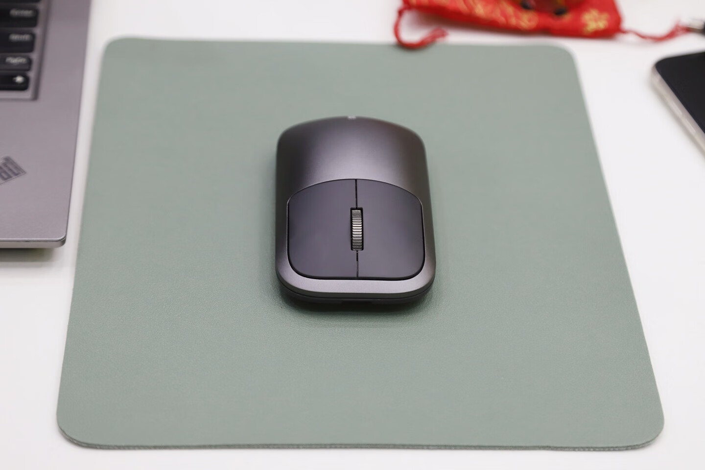 手感上乘办公高效,新款雷柏M700无线充电版鼠标评测的第6张示图 手感上乘办公高效,新款雷柏M700无线充电版鼠标评测的第6张示图