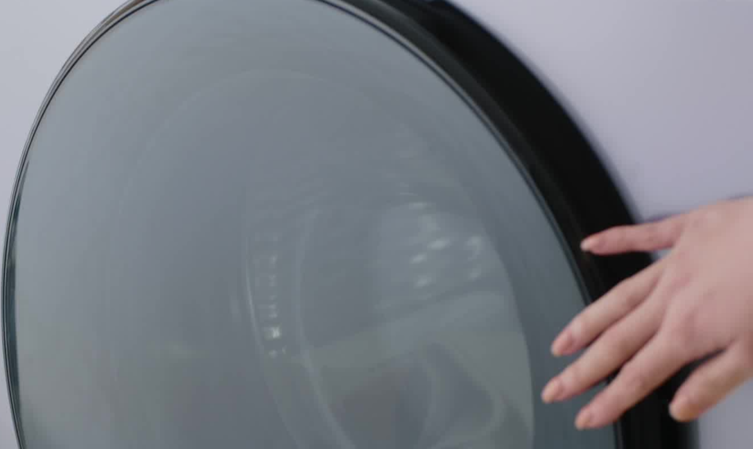 海尔10KG蒸汽杀菌洗衣机测评：洁净柔护 洗衣黑科技的第3张示图