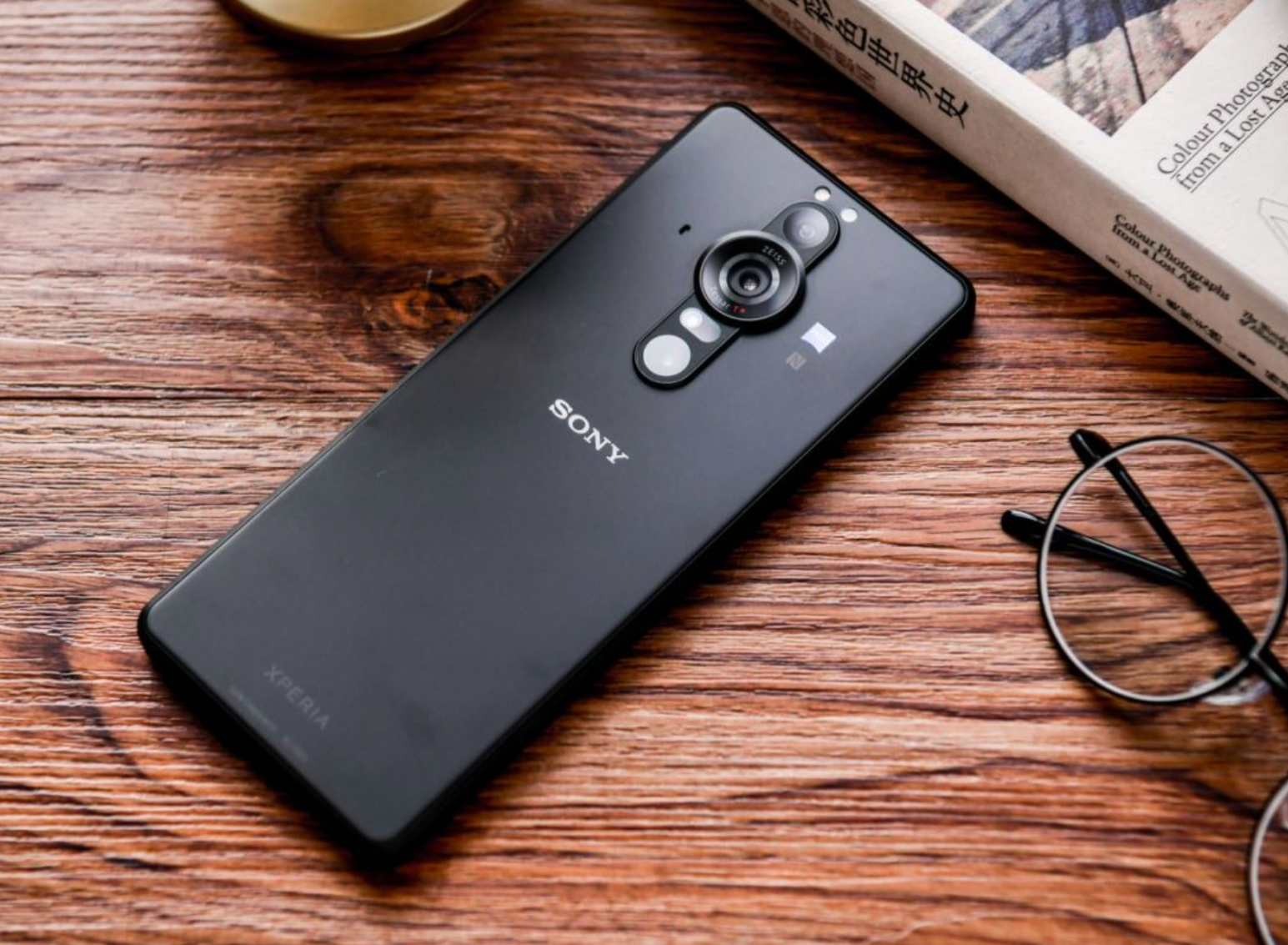 全新黑卡8索尼Xperia Pro-I手机怎么样？不一样的拍照仪式感~的第1张示图