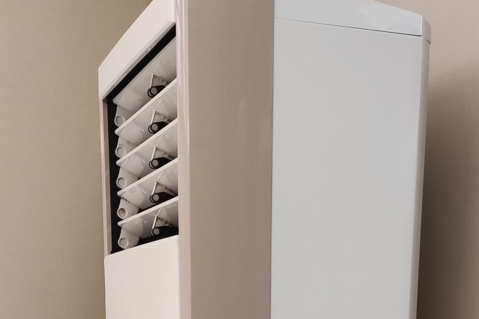 房间太大,空调没效果?试试这台美的柜式空调-JinMo之家