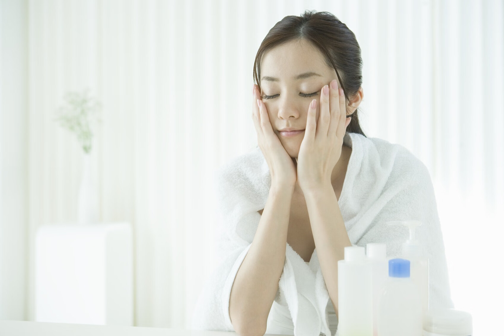 女性不可缺少的好物,雪肌精水乳!-JinMo之家