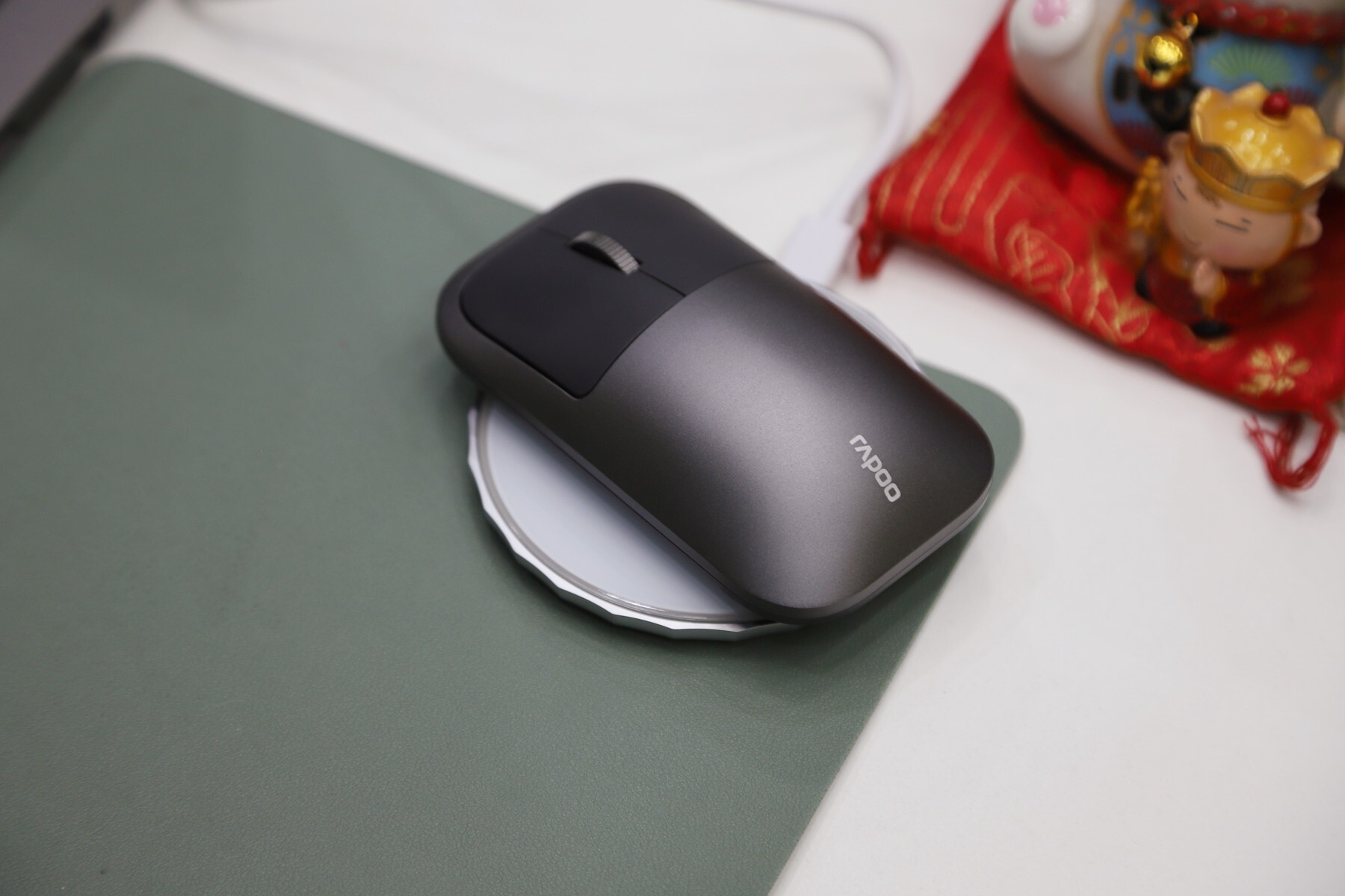 手感上乘办公高效,新款雷柏M700无线充电版鼠标评测的第13张示图 手感上乘办公高效,新款雷柏M700无线充电版鼠标评测的第13张示图