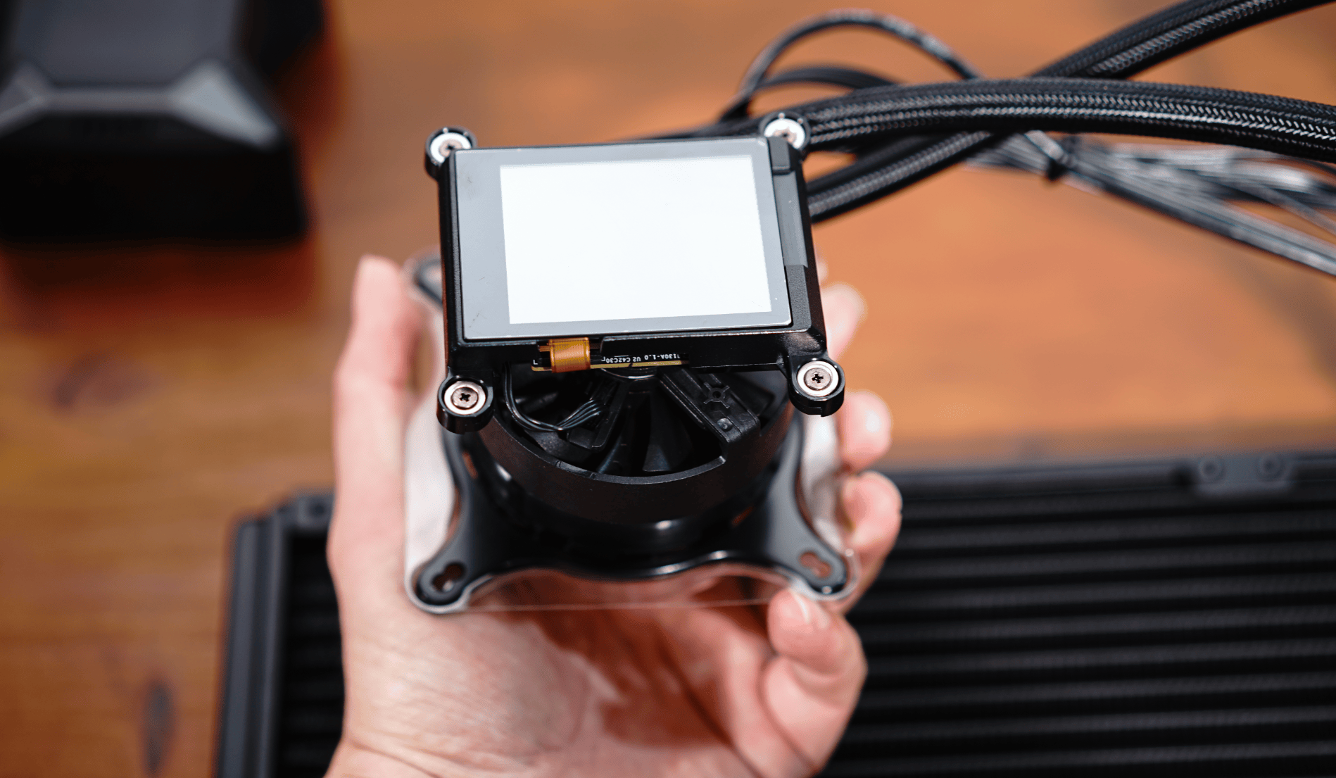 让主机常处“冬天”，微星K360水冷散热器性能强悍-JinMo之家