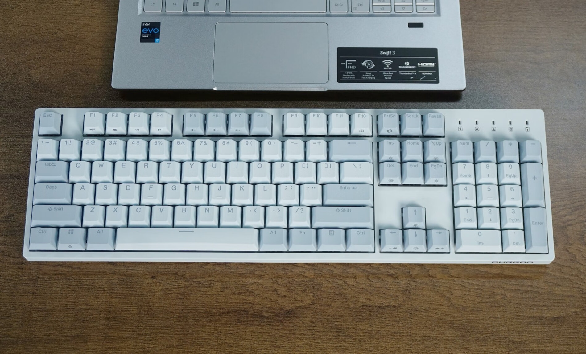 杜伽K310浅雾蓝机械键盘评测：莫得感情的打字机器？的第1张示图