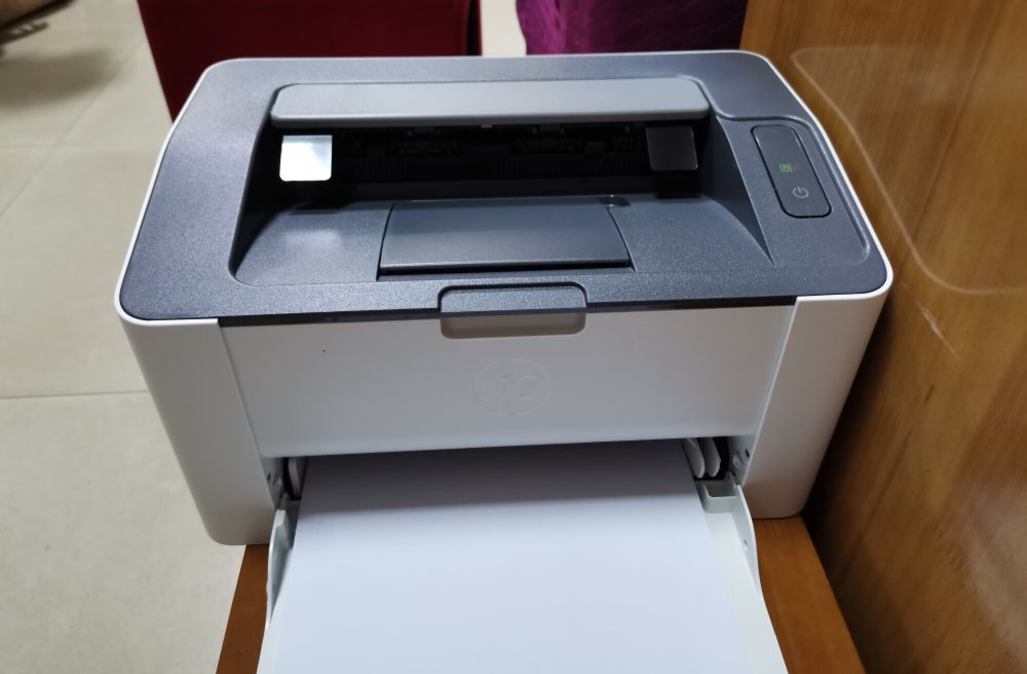 无忧防卡纸，助力效率办公：惠普103a黑白激光打印机评测的第4张示图