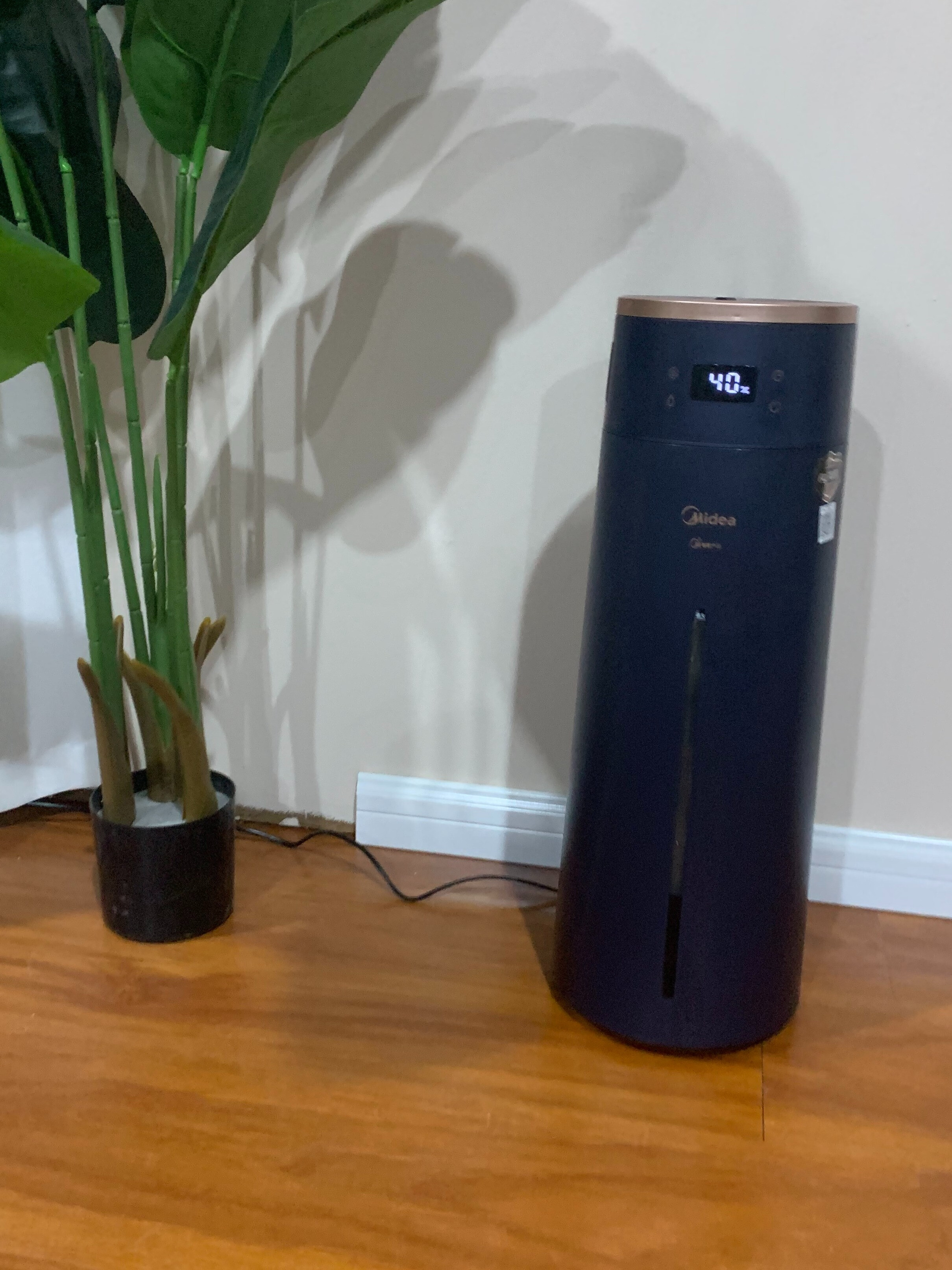 美的空气加湿器评测：给你爱的人，更多水雾“呵护”！的第2张示图