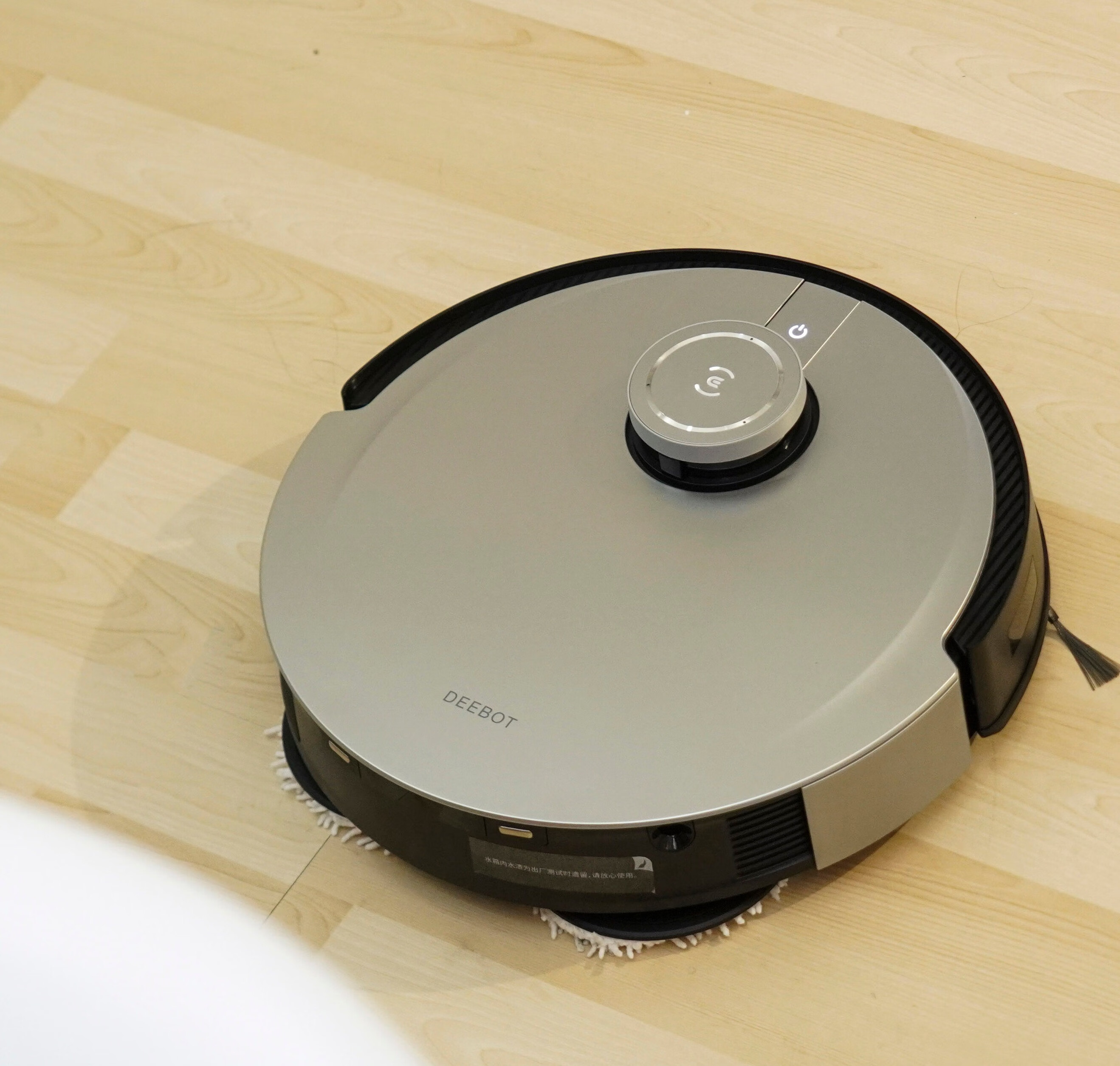 不愿意在地面清洁上花费时间?科沃斯满足你的心愿!-JinMo之家