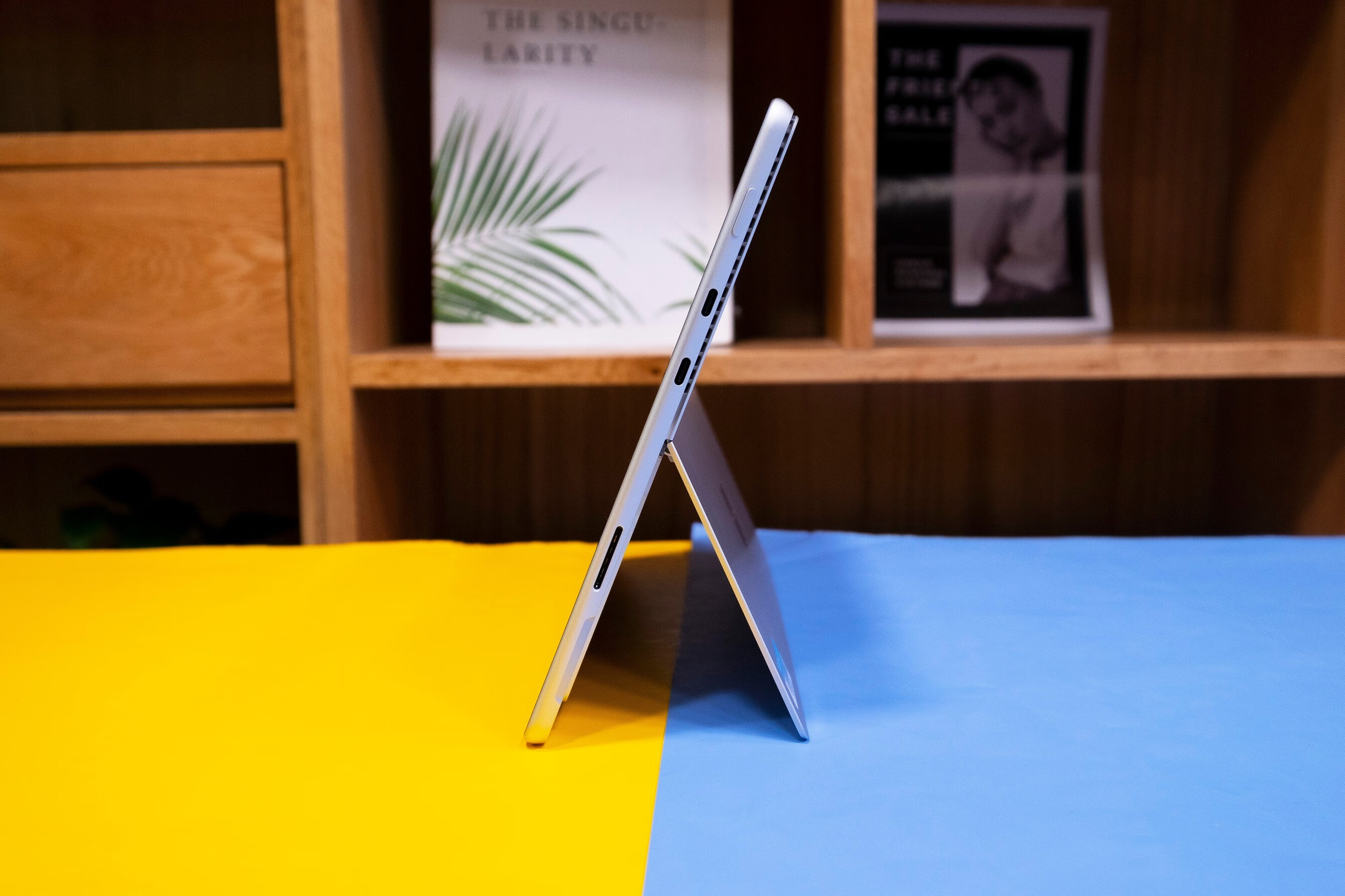 二合一平板电脑哪个好？测评体验微软Surface Pro 8商用版平板电脑怎么样？的第2张示图