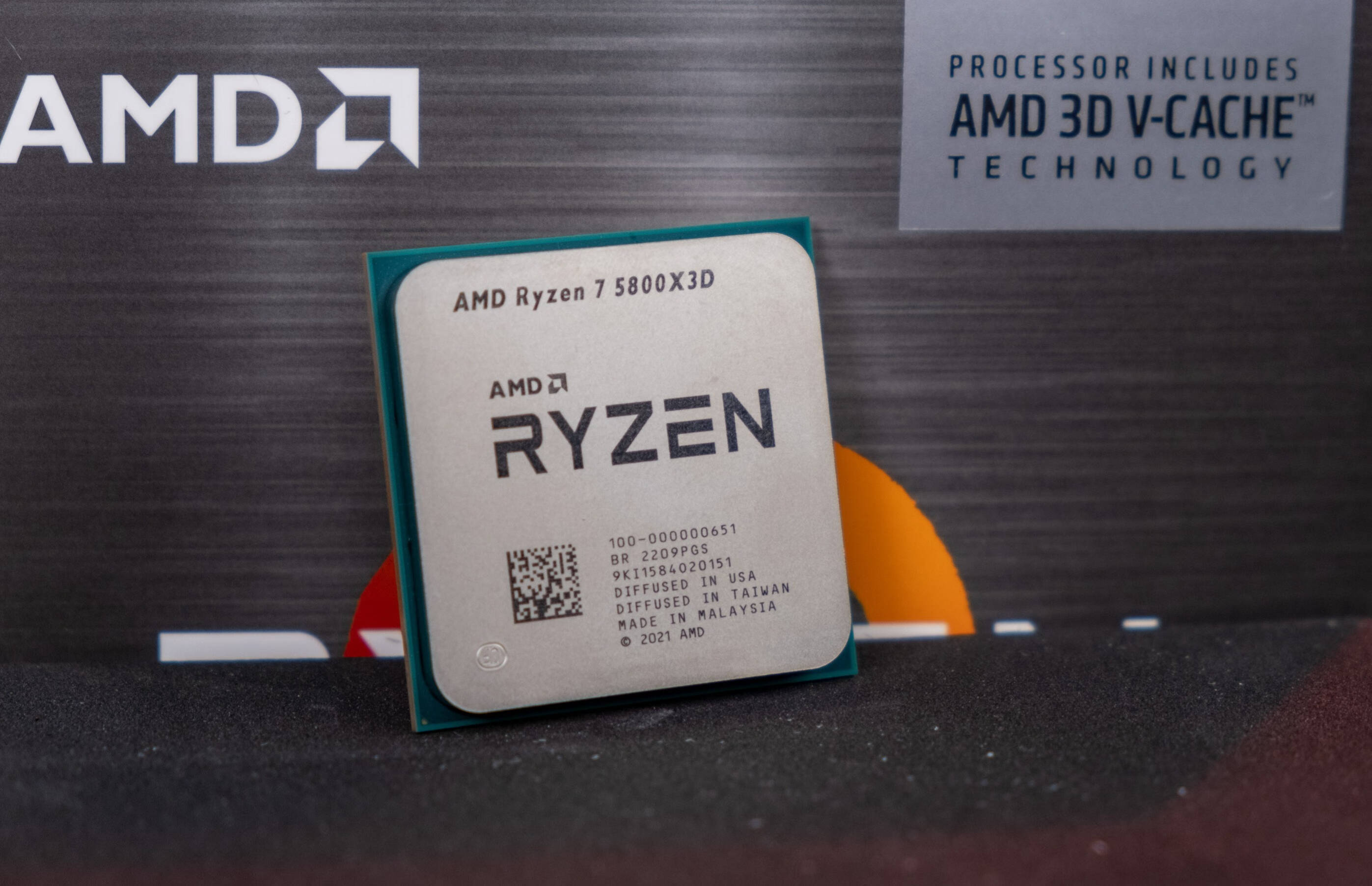 见识100MB缓存的实力，AMD新锐龙7上机体验
