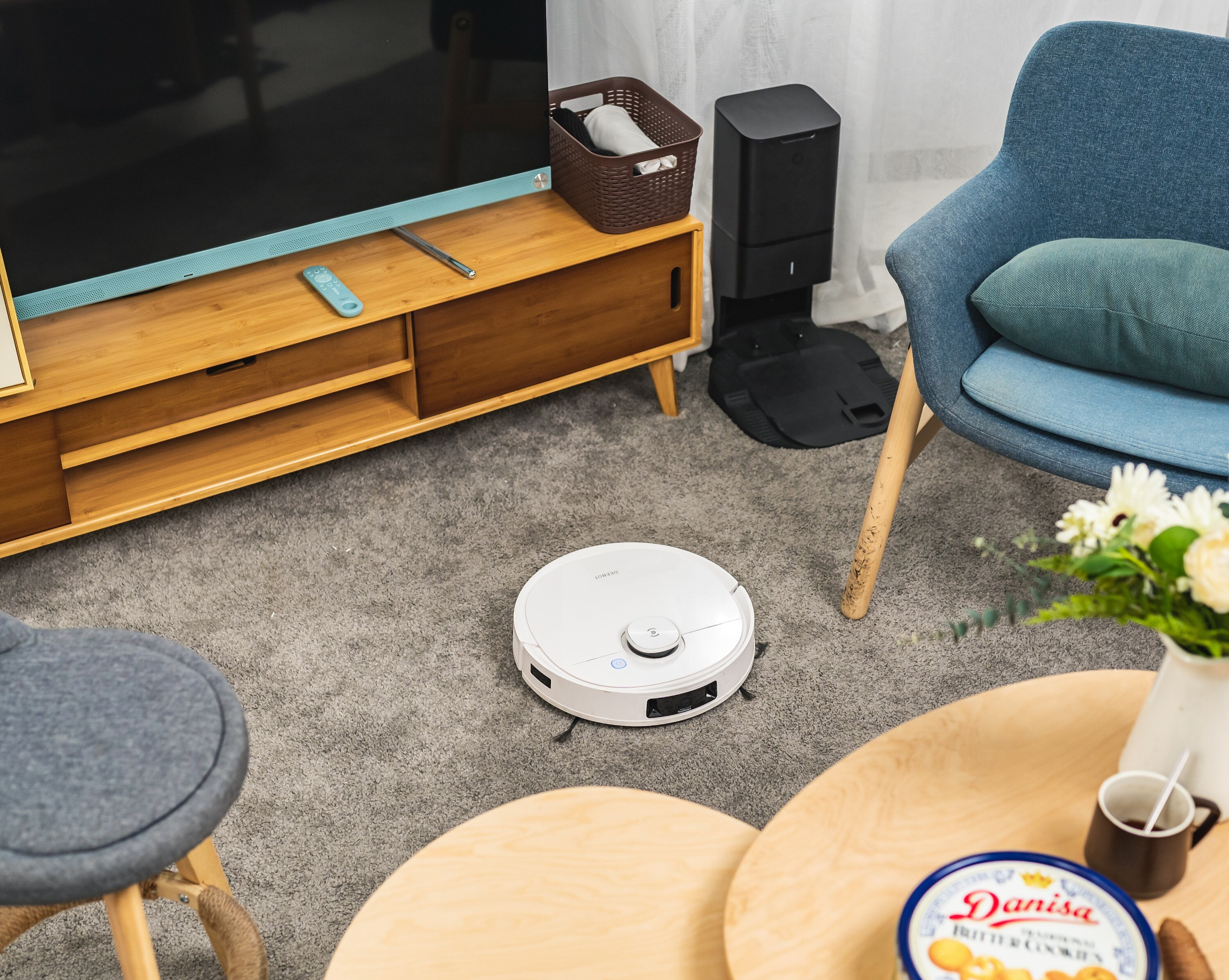 扫地机器人变移动香氛，扫完地整个家里都变香了！的第2张示图