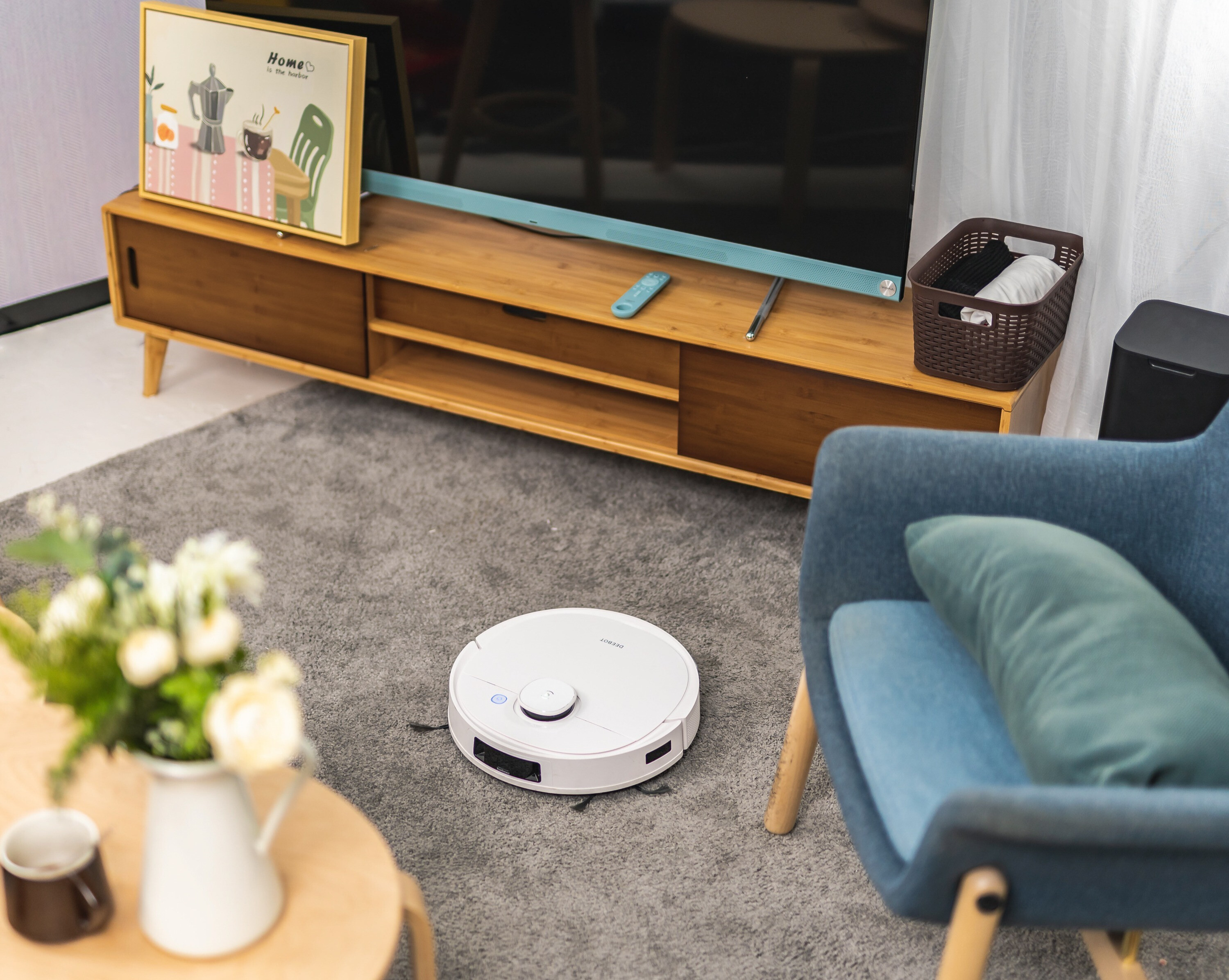 扫地机器人变移动香氛，扫完地整个家里都变香了！的第3张示图