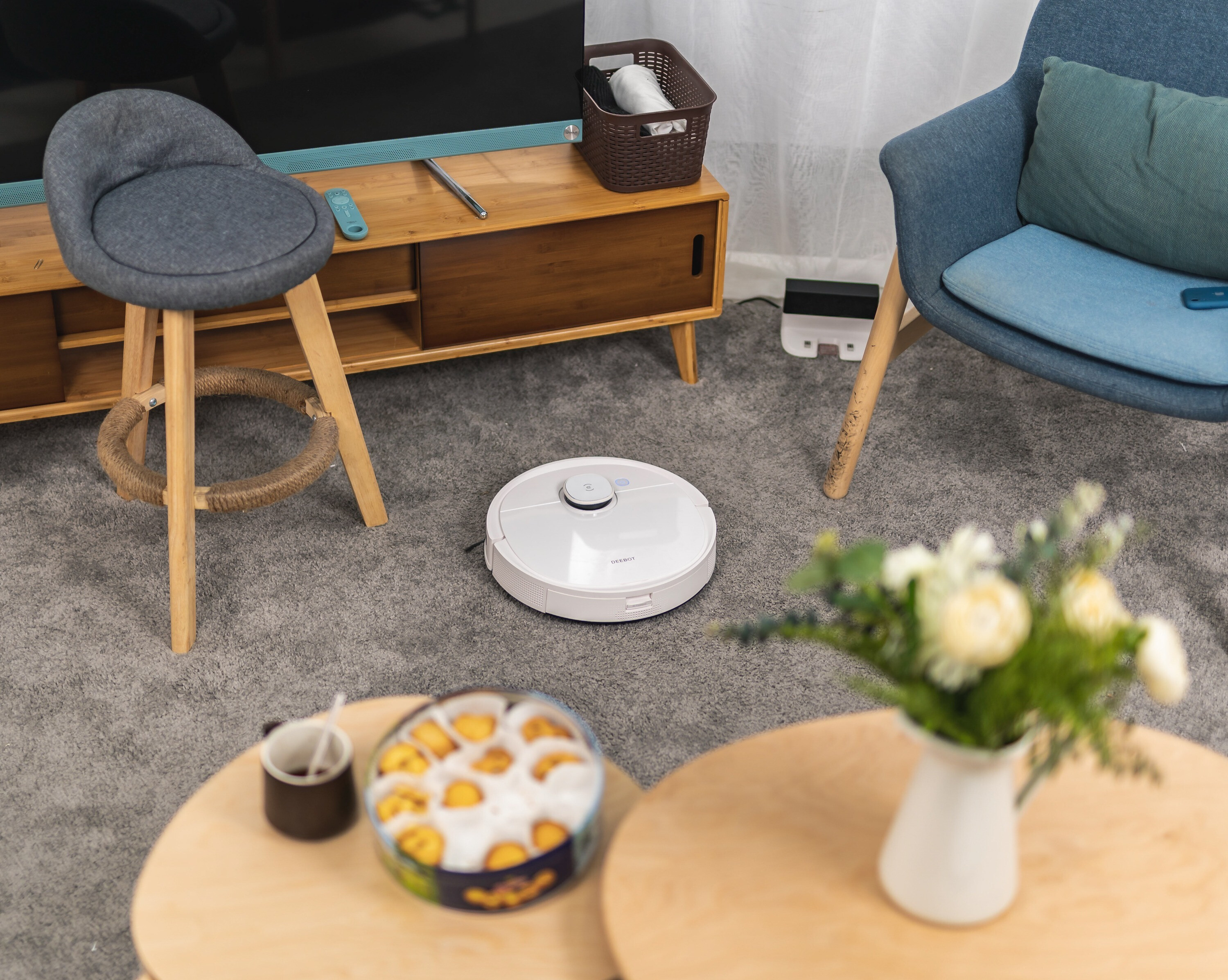 扫地机器人变移动香氛，扫完地整个家里都变香了！的第4张示图