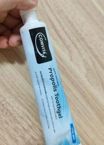 口腔问题不可忽视，康维他牙膏就是我的帮手的第3张示图