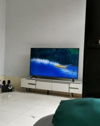 客厅安装KKTV智能电视，惬意幸福时刻轻松定格-JinMo之家