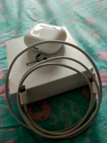 IVGO耳机功能较全,消除噪音克服嘈杂环境-JinMo之家