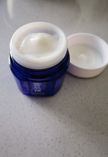 雪肌精多效菁华凝霜,助力快节奏中的肌肤光彩重现-JinMo之家