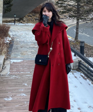 春季外套不必多,用这几款斗篷大衣打造好气质!-JinMo之家