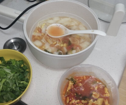 美的多功能小煮锅：可调节火力，享用多样美食的第4张示图