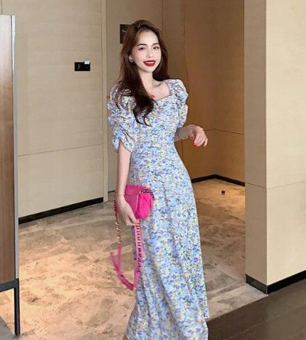 浪漫复古泡泡袖连衣裙，无形中悄悄藏肉-JinMo之家