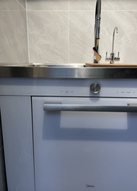 高颜值的多功能集成水槽,缓解你的厨房压力!的第2张示图 高颜值的多功能集成水槽,缓解你的厨房压力!的第2张示图