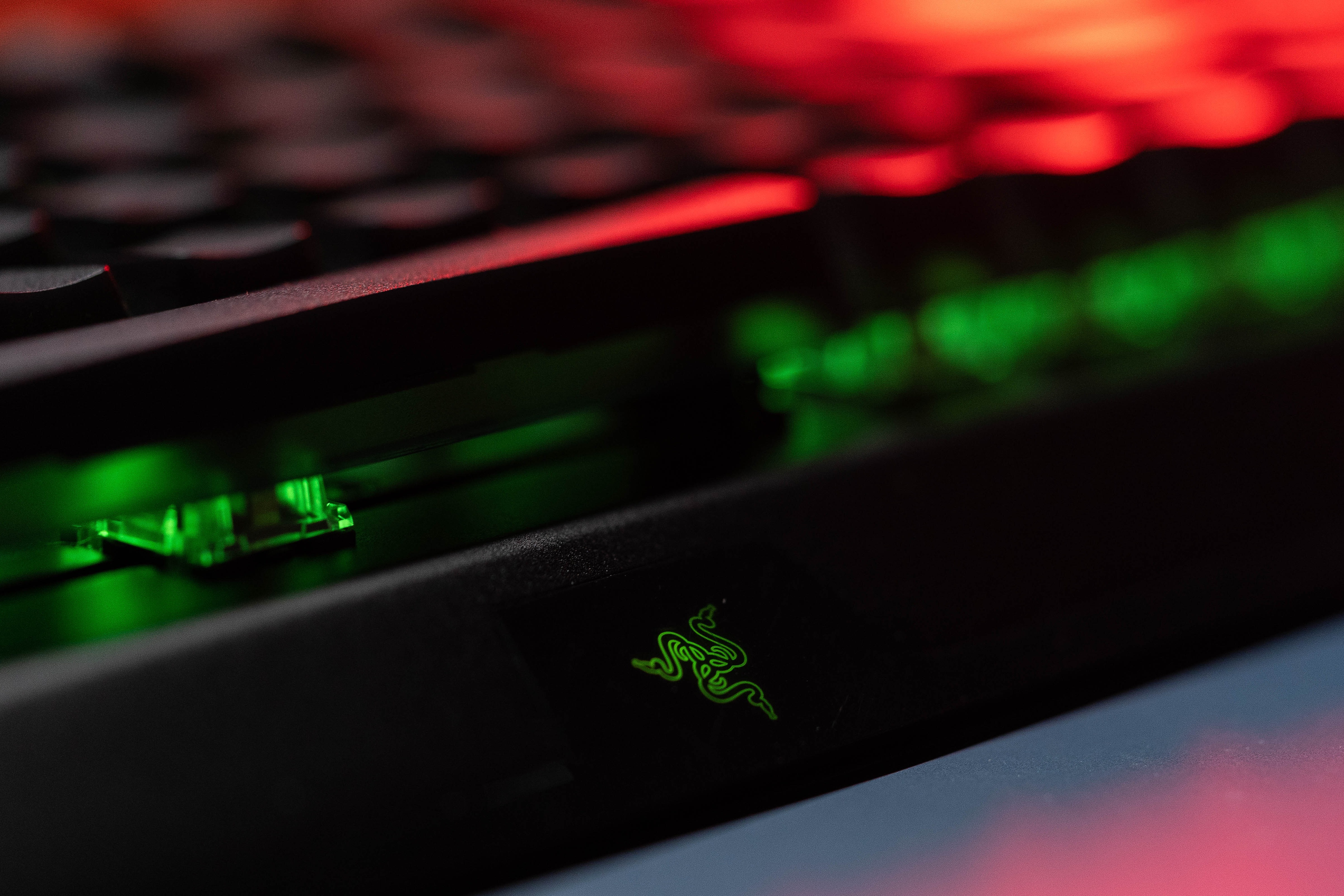 畅玩电竞不将就，机械键盘带你轻松吃鸡的第4张示图