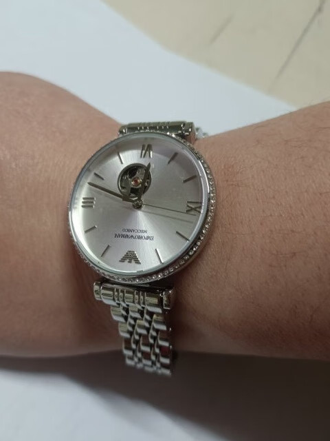 塑造时尚潮流气质，阿玛尼手表很给力-JinMo之家