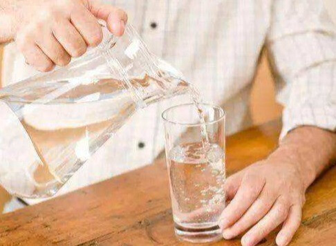 冬天喝水少？错！冬季养生补水很关键！-JinMo之家