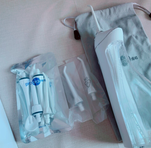 做好牙齿深层清洁,快备好博皓冲牙器的第3张示图 做好牙齿深层清洁,快备好博皓冲牙器的第3张示图