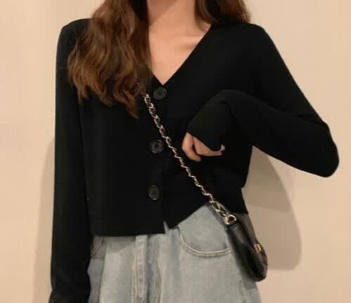 针织衫款式百变,搭配时髦而又精彩-JinMo之家