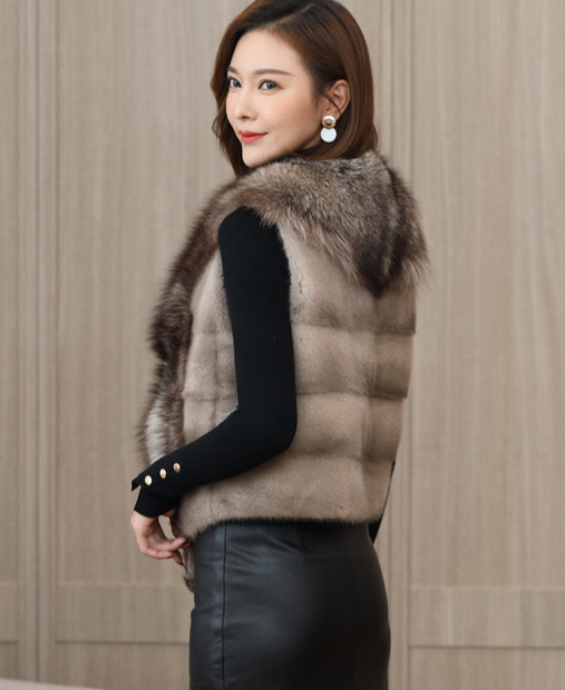 惊艳你的整个冬天，皮草马甲温暖时髦！-JinMo之家