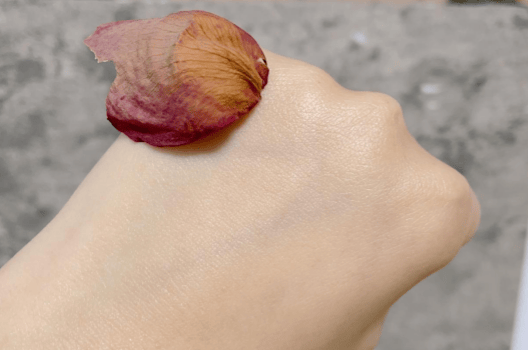 自然堂凝时鲜颜套装评测：补水还淡纹，护肤实力真可靠的第4张示图