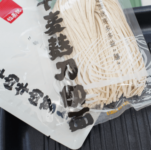 冬日的温馨时光，从一盒拉面说开始-JinMo之家