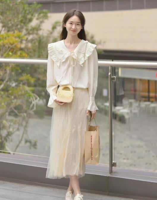 春天气质在哪里?优雅女生春季就要搭配荷叶边!-JinMo之家
